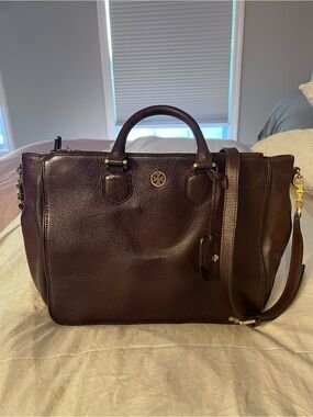 Tory Burch  doble zipper- Dark Brown bag
